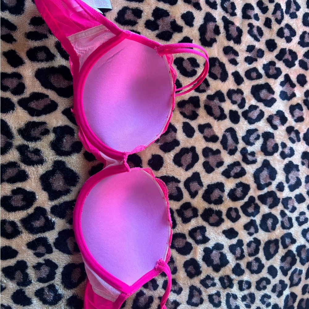 PINK Victoria's Secret Bright Pink Lace Bra - Picture 5 of 6